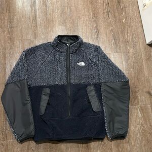 The North Face Pullover Fleece